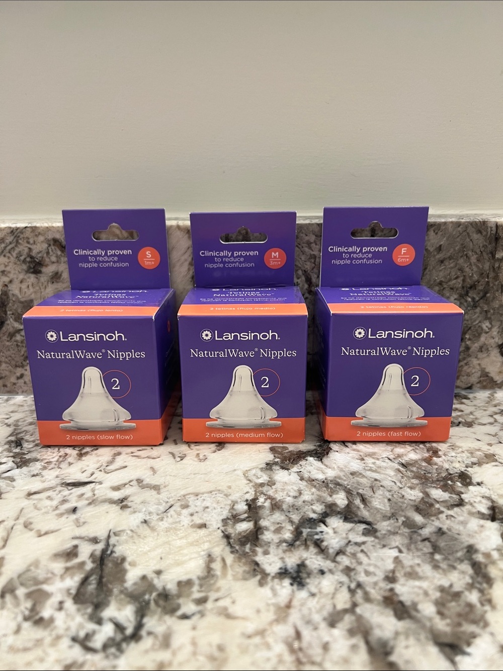 Lot of 6 Lansinoh NaturalWave Nipples- size S, M & F